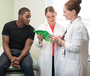 澳门新葡京博彩官网 student at 卫生服务